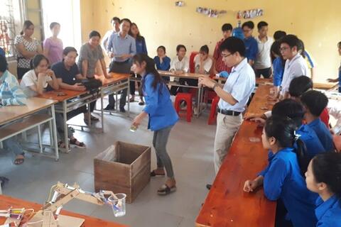Sinh hoạt CLB STEM trường THPT Đức Hợp tháng 4/2019: Học sinh thông minh và sáng tạo hơn chúng ta nghĩ...