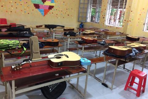 CLB Guitar trường THPT Đức Hợp - Nơi hội tụ đam mê ca hát và năng khiếu âm nhạc của học sinh nhà trường