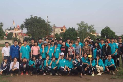 Học sinh trường THPT Đức Hợp ngoại khóa thực tế tại vùng cây có múi, xã Đồng Thanh, huyện Kim Động, tỉnhHưng Yên