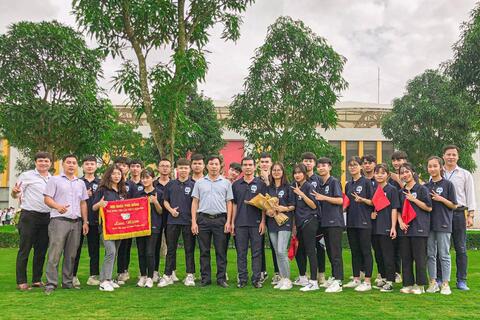 Đoàn VĐV học sinh và thầy cô nhà trường đã hoàn thành xuất sắc nhiệm vụ tại Hội khỏe Phù đổng cấp tỉnh năm 2020 - P2