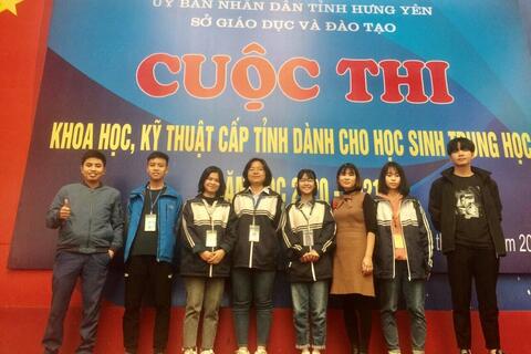 Học sinh trường THPT Đức Hợp tham gia kì thi sáng tạo KHKT cấp tỉnh năm học 2020-2021