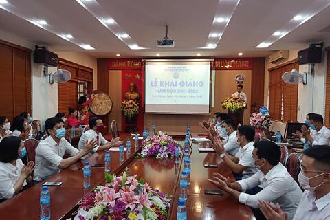 Trường THPT Đức Hợp tổ chức Lễ khai giảng năm học 2021-2022 dưới hình thức trực tuyến
