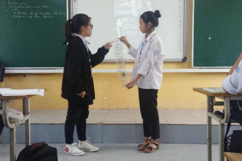 SINH HOẠT CHUYÊN MÔN THEO HƯỚNG NGHIÊN CỨU BÀI HỌC TẠI TỔ SINH – TD - QP, TRƯỜNG THPT ĐỨC HỢP