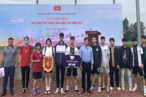 KHỎE ĐỂ LAO ĐỘNG HỌC TẬP THEO GƯƠNG BÁC HỒ VĨ ĐẠI