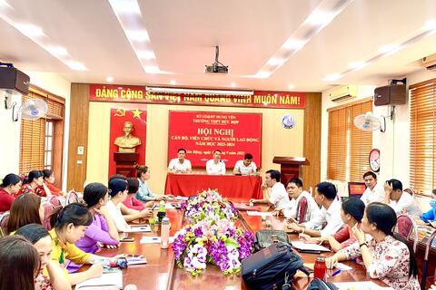 Trường THPT Đức Hợp long trọng tổ chức Hội nghị cán bộ, viên chức, người lao động năm học 2023-2024