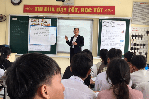 TỔ NGỮ VĂN SINH HOẠT CHUYÊN MÔN THEO HƯỚNG NGHIÊN CỨU BÀI HỌC MÔN HỌC THÁNG 10 NĂM 2023