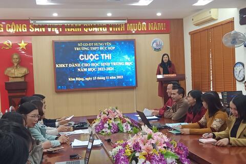 TRƯỜNG THPT ĐỨC HỢP TỔ CHỨC CUỘC THI KHKT NĂM HỌC 2023 - 2024