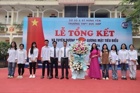 LỄ TỔNG KẾT NĂM HỌC 2023-2024: TÔN VINH NỖ LỰC VÀ THÀNH TÍCH NHỮNG GƯƠNG MẶT TIÊU BIỂU