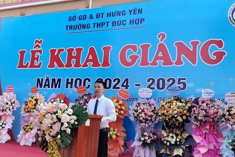 TRƯỜNG THPT ĐỨC HỢP LONG TRỌNG TỔ CHỨC LỄ KHAI GIẢNG NĂM HỌC 2024-2025