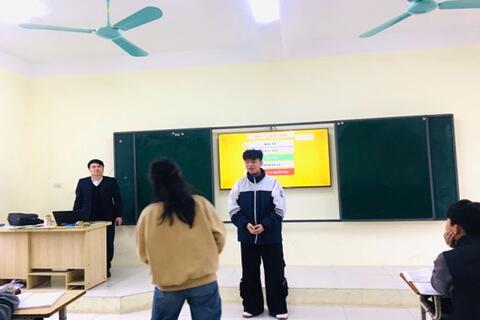 TỔ KHOA HỌC XÃ HỘI - TRƯỜNG THPT ĐỨC HỢP TRIỂN KHAI KẾ HOẠCH CHUYÊN MÔN THÁNG 2/2025: “QUYỀN VÀ NGHĨA VỤ CỦA CÔNG DÂN TRONG THAM GIA QUẢN LÍ NHÀ NƯỚC VÀ XÃ HỘI”.
