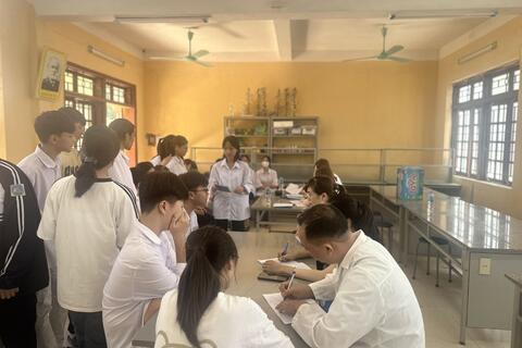 Trường THPT Đức Hợp tổ chức khám sức khỏe cho cán bộ, giáo viên, nhân viên và toàn bộ học sinh đầu năm học 2023-2024