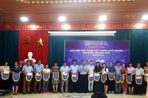 Lần đầu tiên HS nhà trường tham gia Vòng chung kết Cuộc thi "Học sinh THPT với ý tưởng khởi nghiệp" năm học 2020-2021