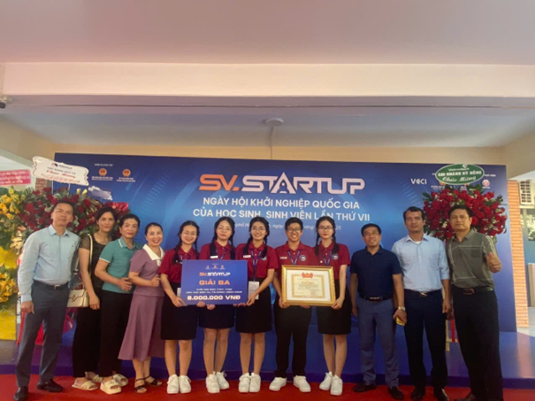 Trường THPT Đức Hợp đoạt giải Ba Ngày hội khởi nghiệp dành cho học sinh