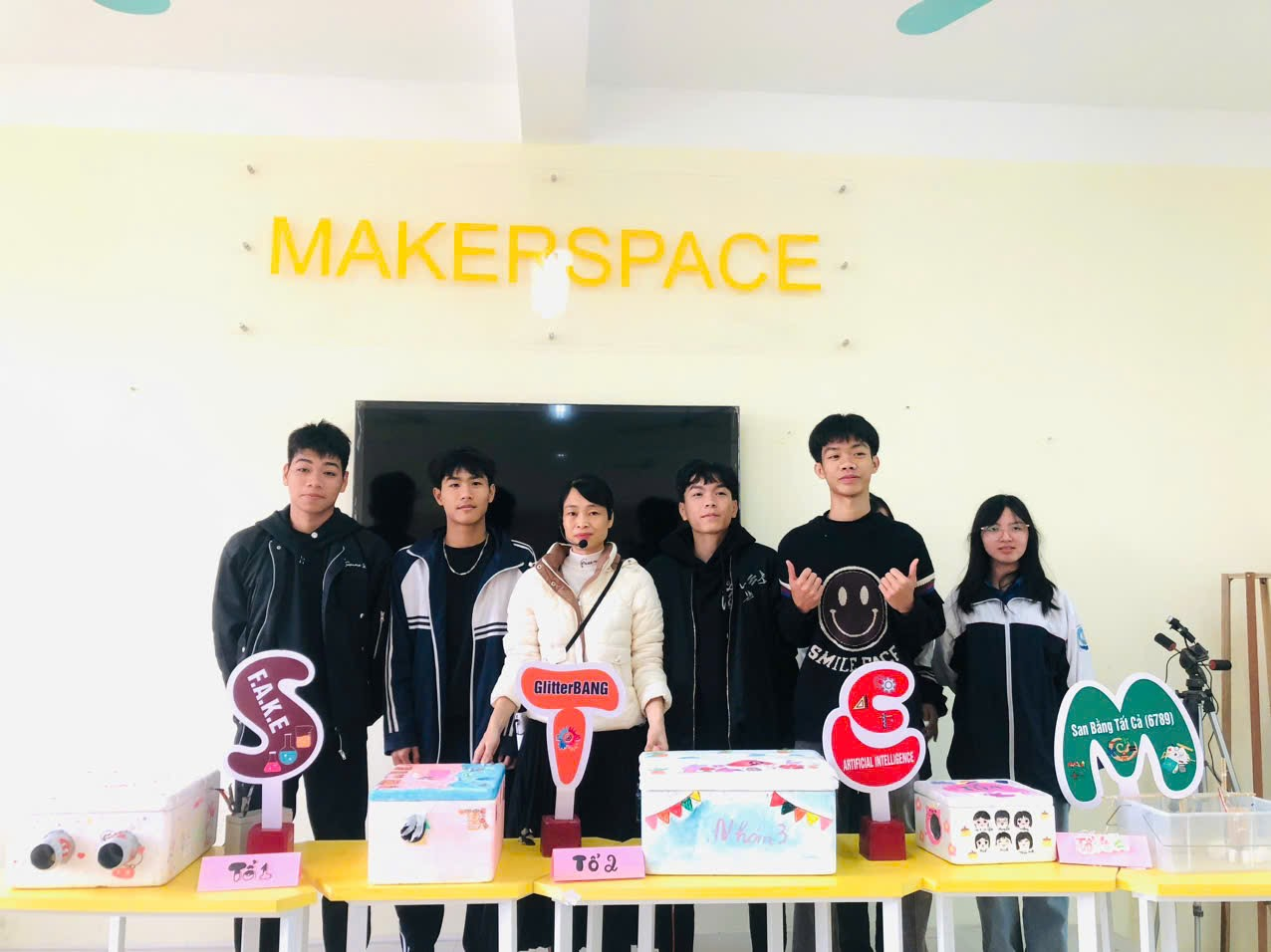 TỔ KHOA HỌC TỰ NHIÊN - TRIỂN KHAI KẾ HOẠCH CHUYÊN MÔN THÁNG 2/2026: “CHỦ ĐỀ STEM - CHẾ TẠO MÁY LÀM MÁT MINI DI ĐỘNG SÁNG TẠO”