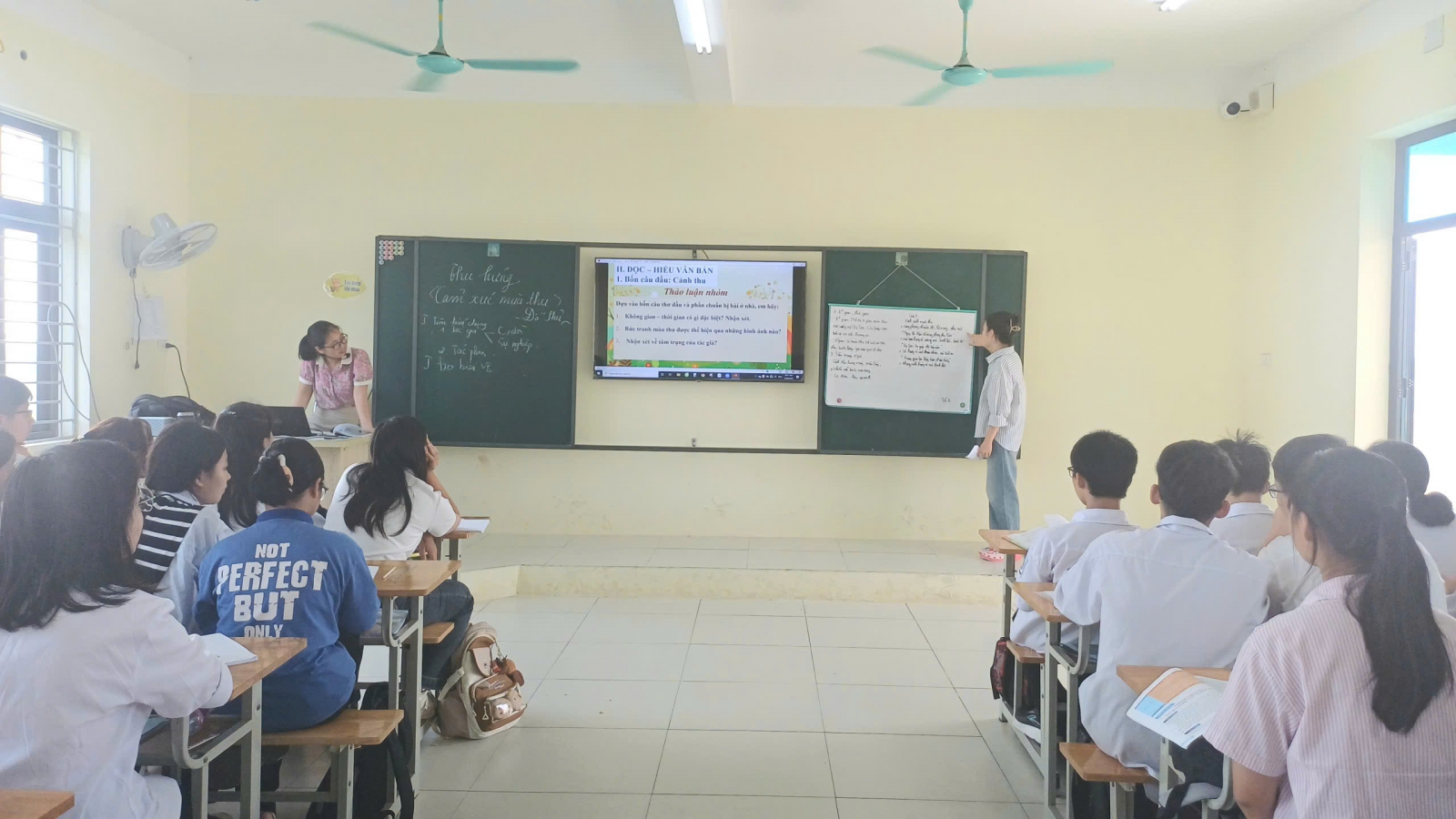 TỔ NGỮ VĂN – GDTC – GDQPAN TỔ CHỨC SINH HOẠT CHUYÊN MÔN THEO HƯỚNG NGHIÊN CỨU BÀI HỌC, MÔN HỌC (THÁNG 9 NĂM 2025)