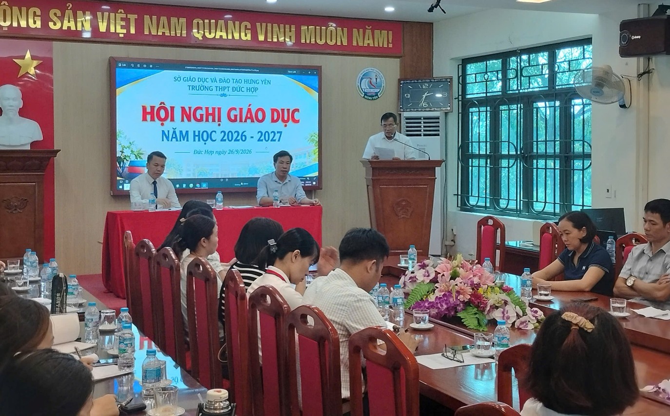 <a href='https://thptduchop.hungyen.edu.vn/tin-tuc/hoi-nghi-giao-duc-nam-hoc-20262027-chung-tay-dong-hanh-vi-su-truong-thanh-cua-hoc-sinh.html'>HỘI NGHỊ GIÁO DỤC NĂM HỌC 2026–2027: CHUNG TAY – ĐỒNG HÀNH – VÌ SỰ TRƯỞNG THÀNH CỦA HỌC SINH</a>