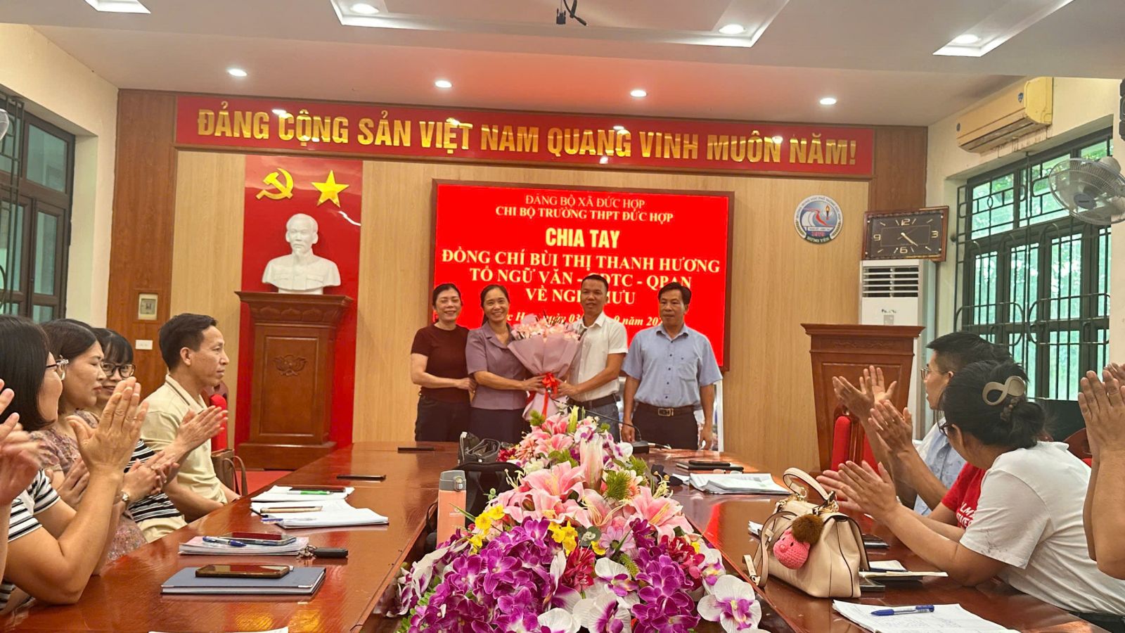 <a href='https://thptduchop.hungyen.edu.vn/tin-tuc/chi-bo-truong-thpt-duc-hop-chia-tay-dong-chi-bui-thi-thanh-huong.html'>🌷 CHI BỘ TRƯỜNG THPT ĐỨC HỢP CHIA TAY ĐỒNG CHÍ BÙI THỊ THANH HƯƠNG 🌷</a>
