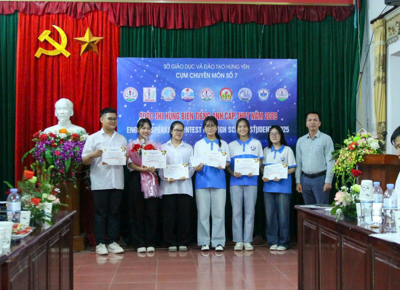Chúc mừng đội tuyển hùng biện Tiếng Anh Trường THPT Đức Hợp – Hành trình tiến vào vòng thi cấp tỉnh